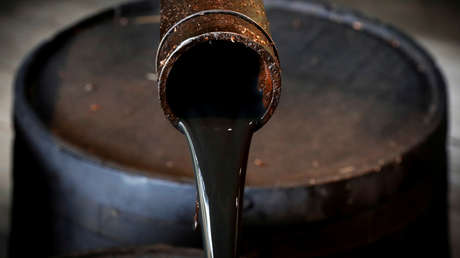  Petróleo vuelve a bajar y presagia una nueva crisis económica.