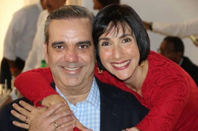  Médicos declaran recuperados a Luis Abinader y Raquel Arbaje, tras dar negativo segunda prueba