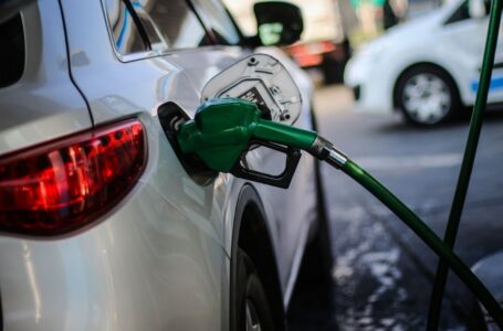 Gobierno vuelve a frenar alzas en los combustibles con RD$1,215 millones en subsidios