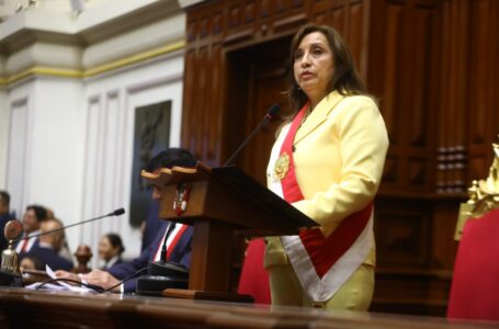 (Video) Dina Boluarte jura como primera presidenta de la historia de Perú