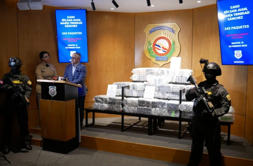  Autoridades incautan de 243 paquetes de cocaína en costas de Río San Juan